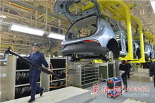 日报聚焦〡青岛建成全国最大 世界第二纯电动车生产基地